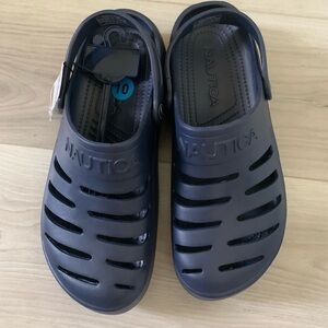 Brand New Nautica River Edge Navy Clogs size 10